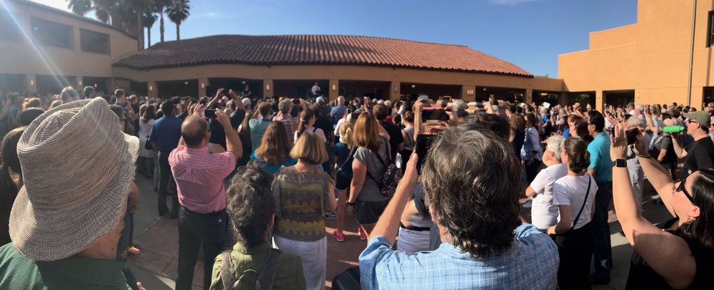 Applause as Pete comes on - posted by SanJose4Pete  (LINK)