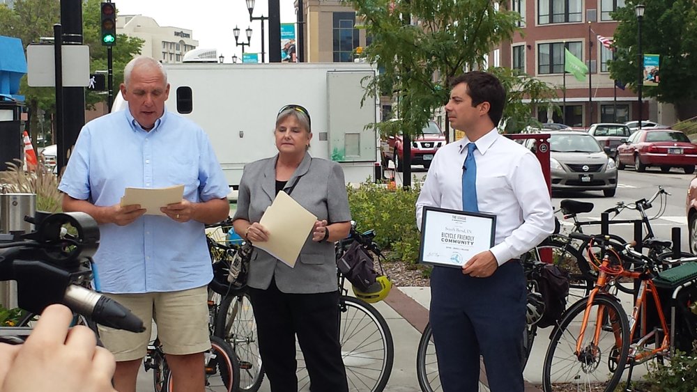  South Bend is awarded a Silver level “Bike Friendly City” rating by Bike League. 